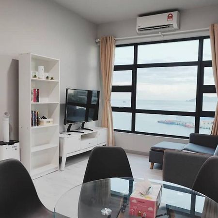 Jesselton Quay Sea View Hotell Kota Kinabalu Exteriör bild