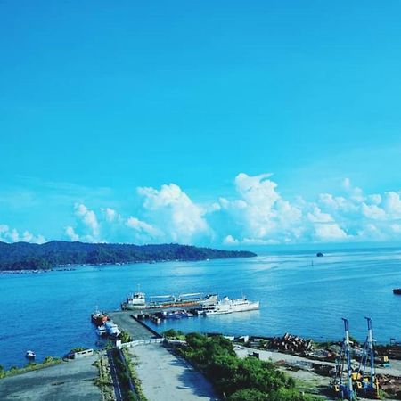 Jesselton Quay Sea View Hotell Kota Kinabalu Exteriör bild