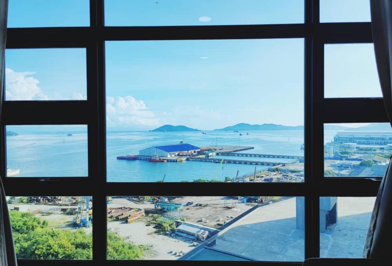 Jesselton Quay Sea View Hotell Kota Kinabalu Exteriör bild