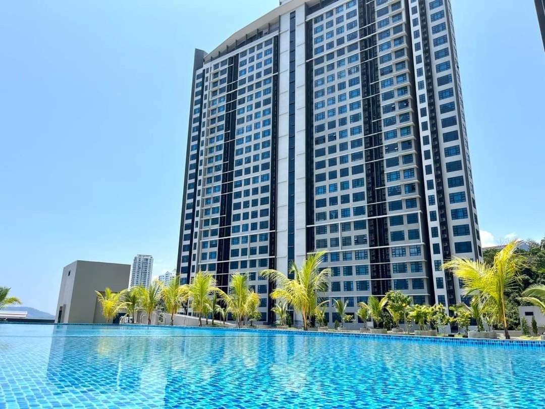 Jesselton Quay Sea View Hotell Kota Kinabalu Exteriör bild